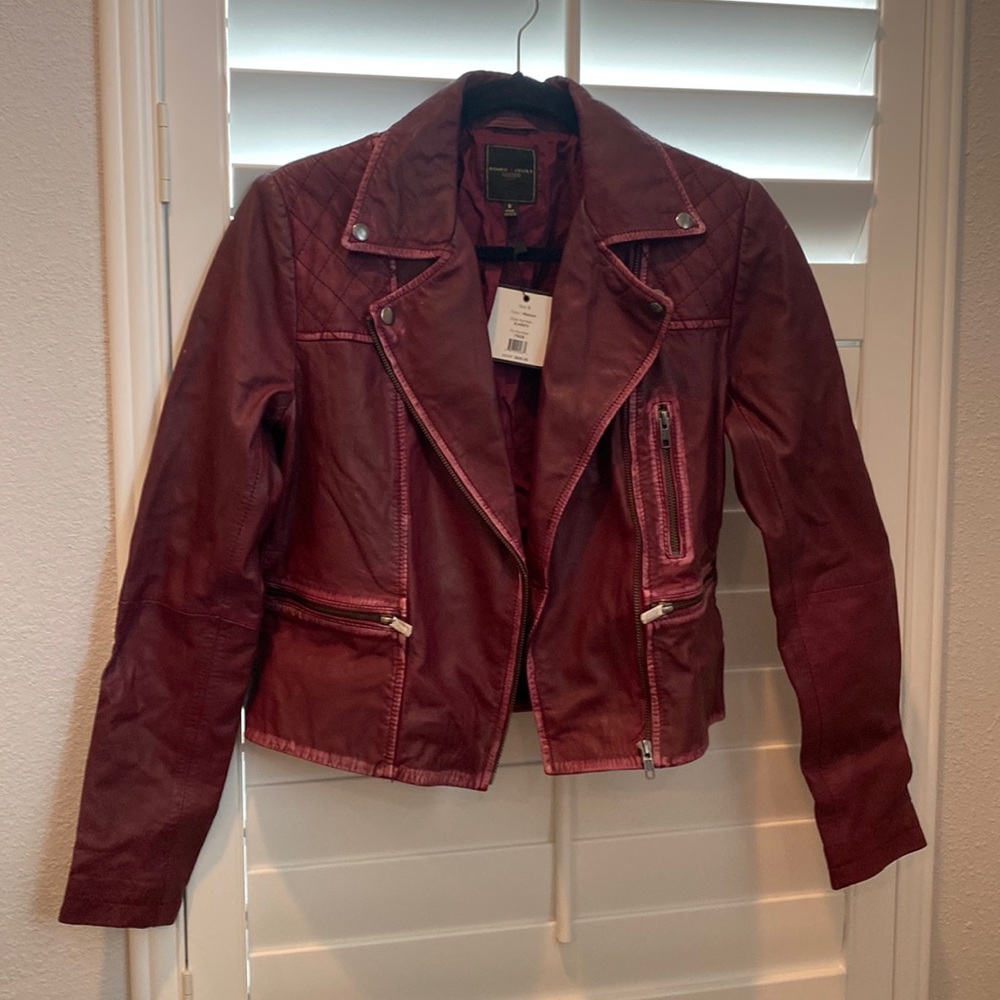 Romeo and Juliet Couture Faux Leather Maroon Motorcycle Jacket Sz. small